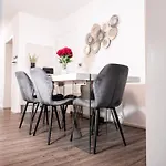Moderne Wohlfuehlwohnung Nahe Bodensee & Messe