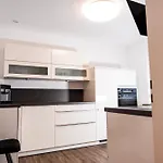 Moderne Wohlfuehlwohnung Nahe Bodensee & Messe Apartman