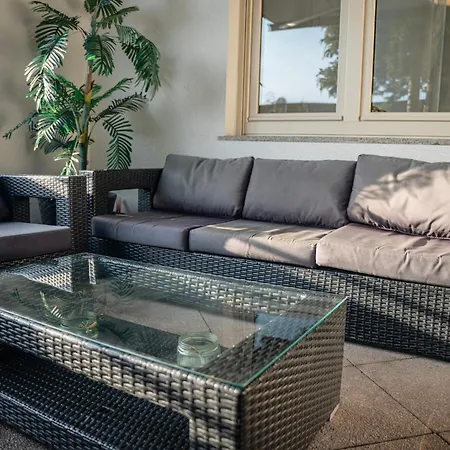 Moderne Wohlfuehlwohnung Nahe Bodensee & Messe 泰特南