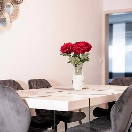 شقة Moderne Wohlfuehlwohnung Nahe Bodensee & Messe