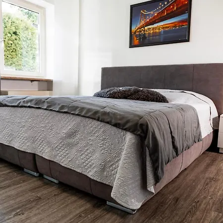 Moderne Wohlfuehlwohnung Nahe Bodensee & Messe