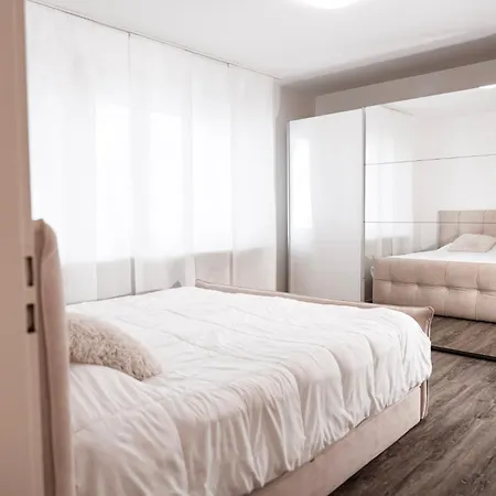 Moderne Wohlfuehlwohnung Nahe Bodensee & Messe * تيتنانغ