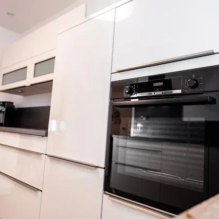 Moderne Wohlfuehlwohnung Nahe Bodensee & Messe تيتنانغ