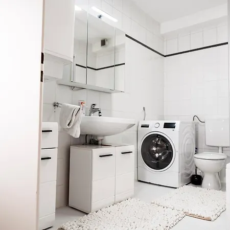 Moderne Wohlfuehlwohnung Nahe Bodensee & Messe شقة